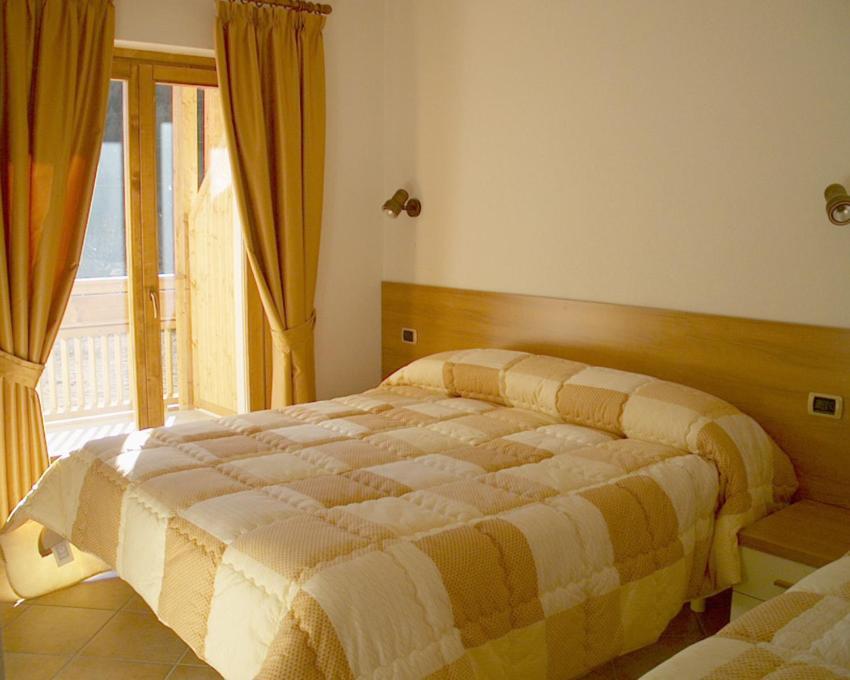Baita Dei Pini Campodolcino Habitación foto