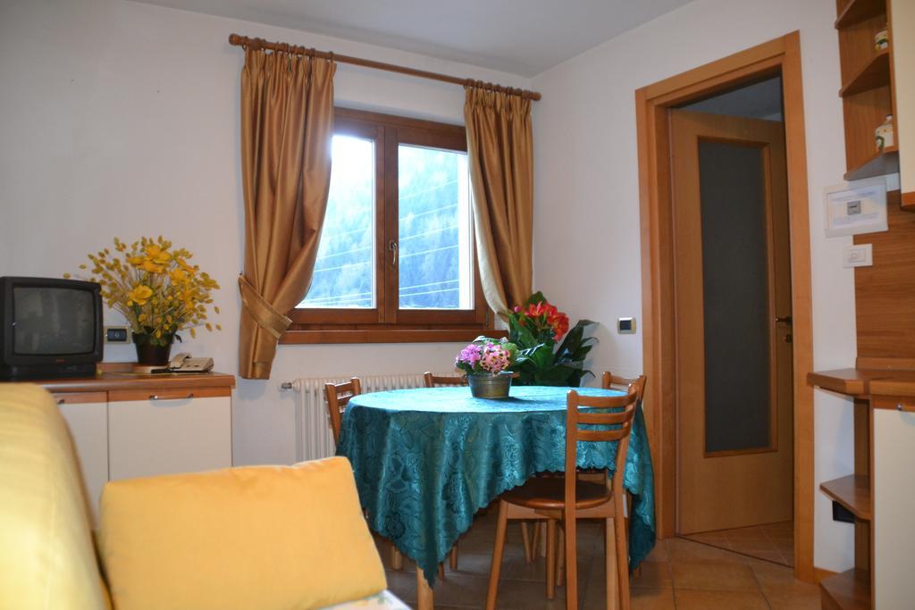 Baita Dei Pini Campodolcino Exterior foto