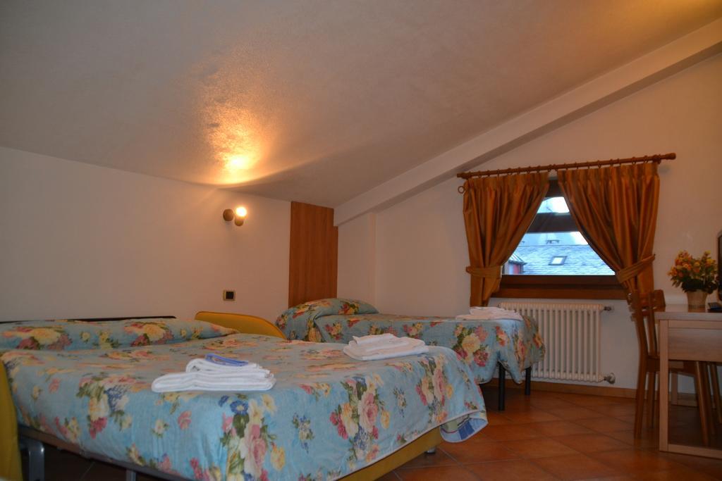 Baita Dei Pini Campodolcino Exterior foto